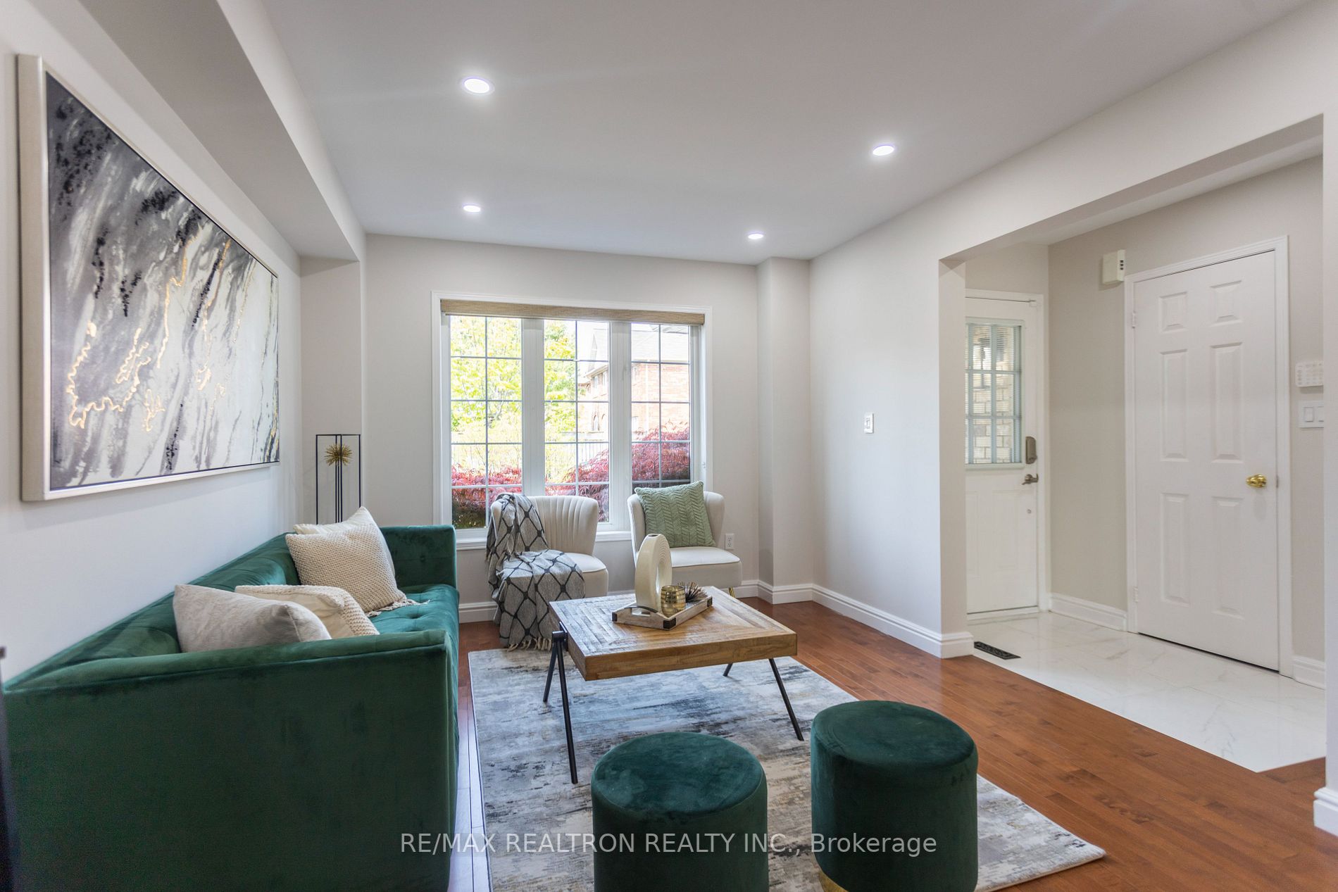 37 Angier Cres