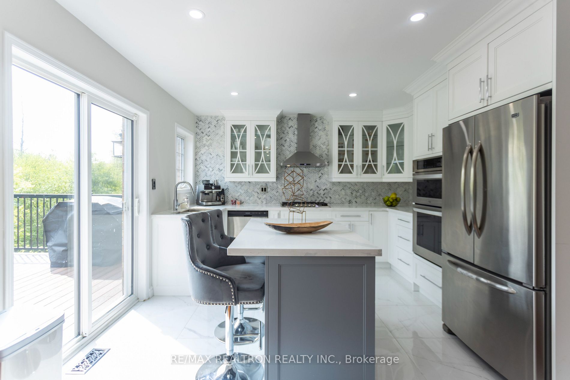 37 Angier Cres