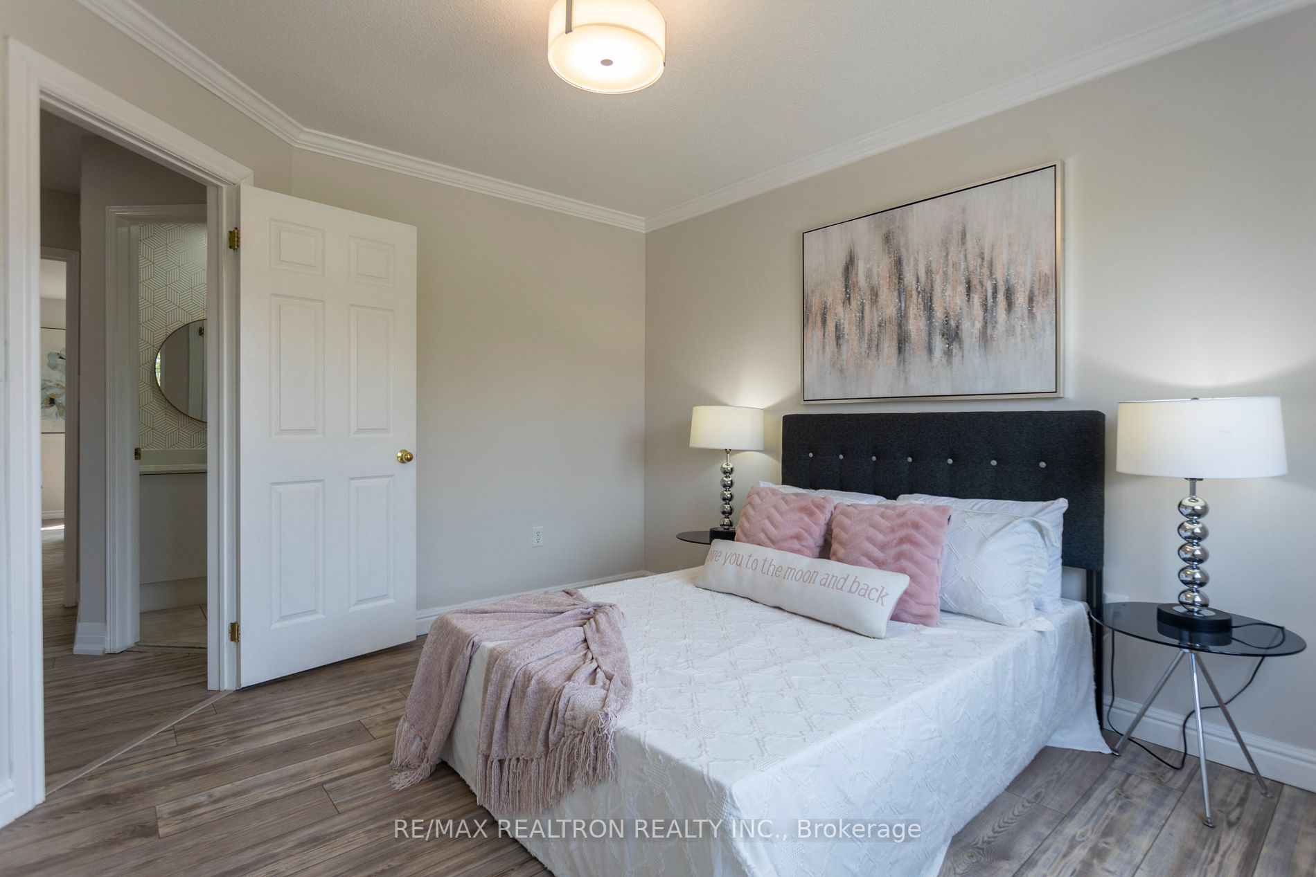 37 Angier Cres
