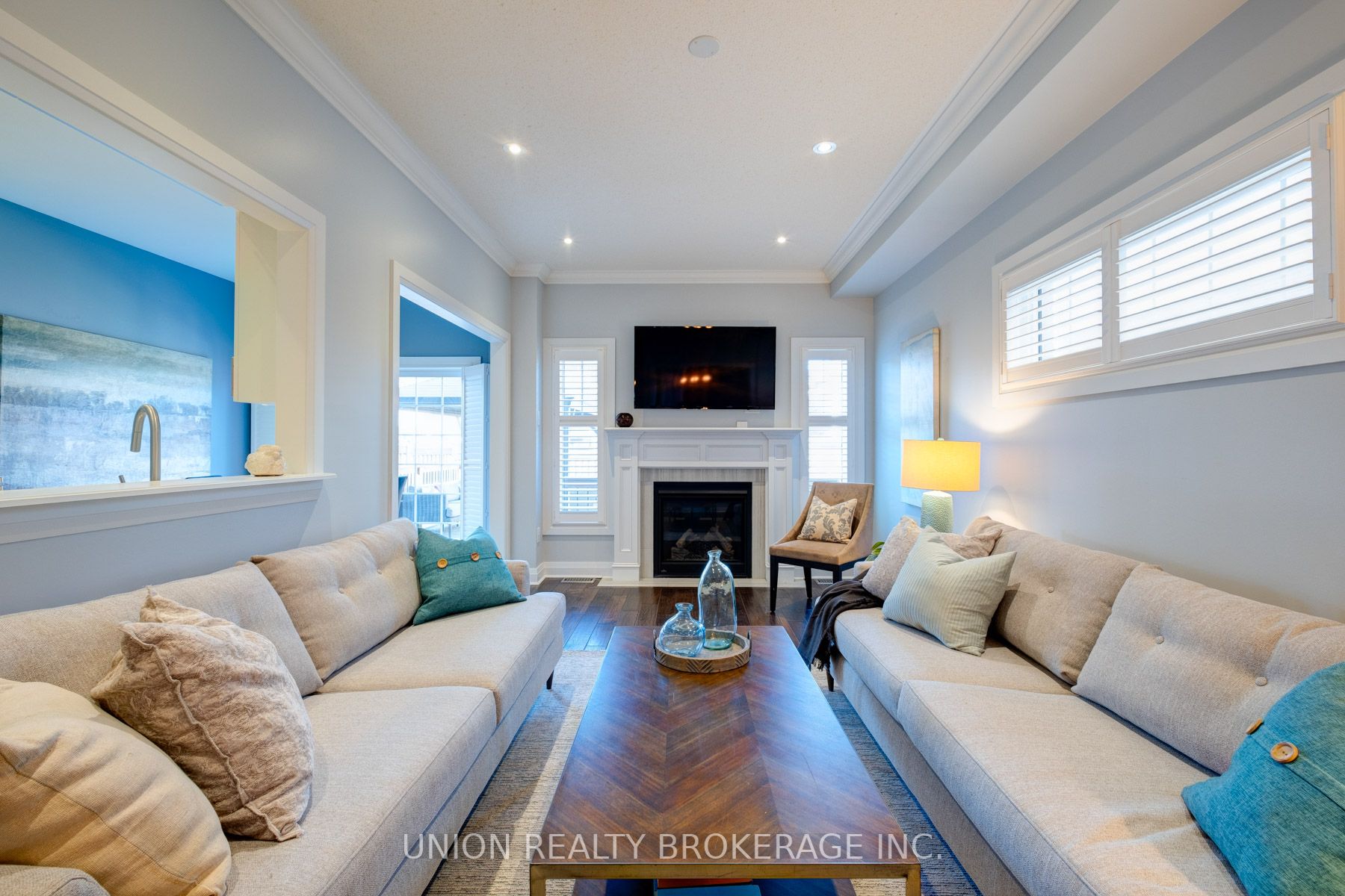 32 Mccourt Dr