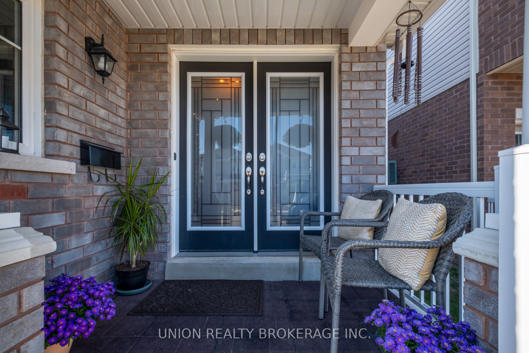 32 Mccourt Dr