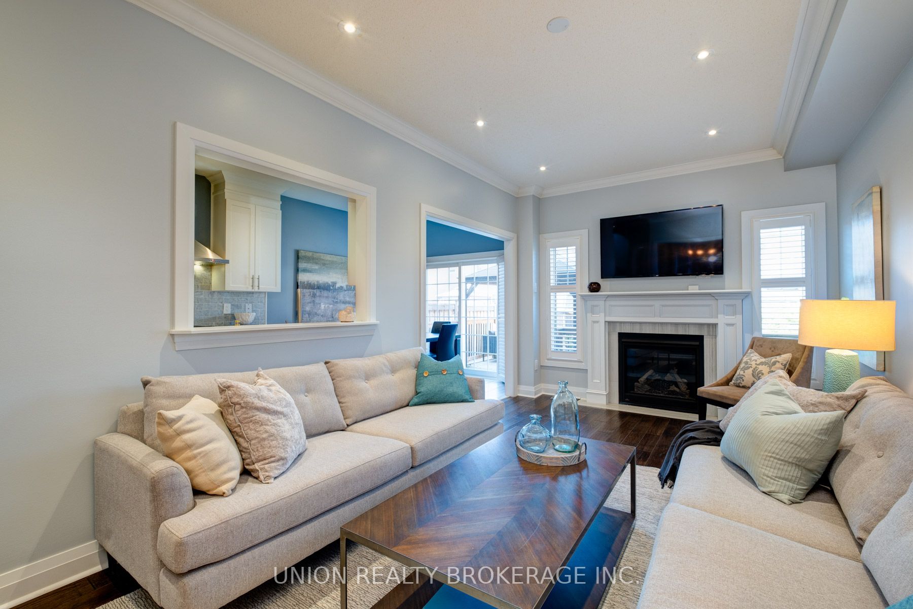 32 Mccourt Dr