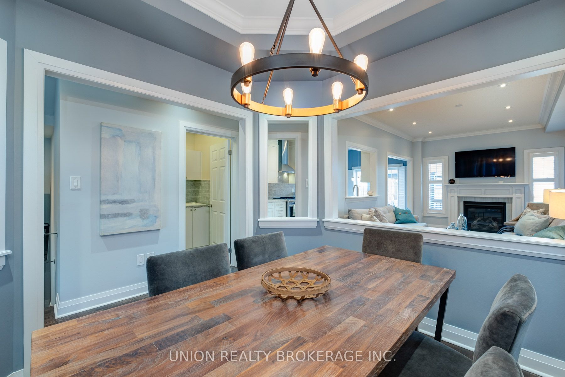 32 Mccourt Dr