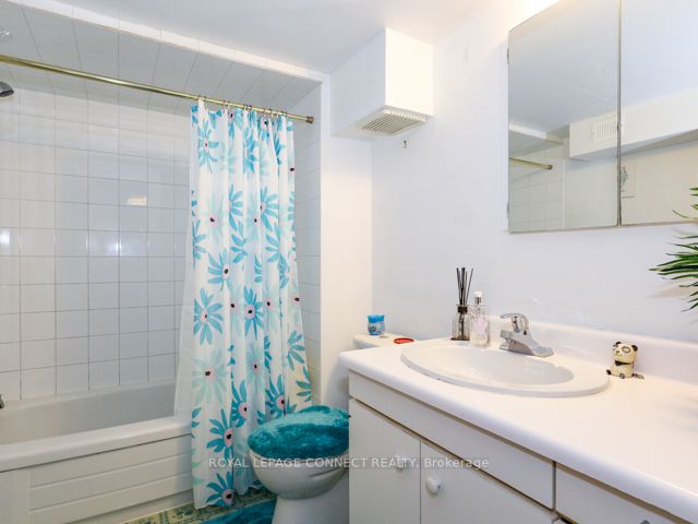 4 Sundance Crescent, #Basemen