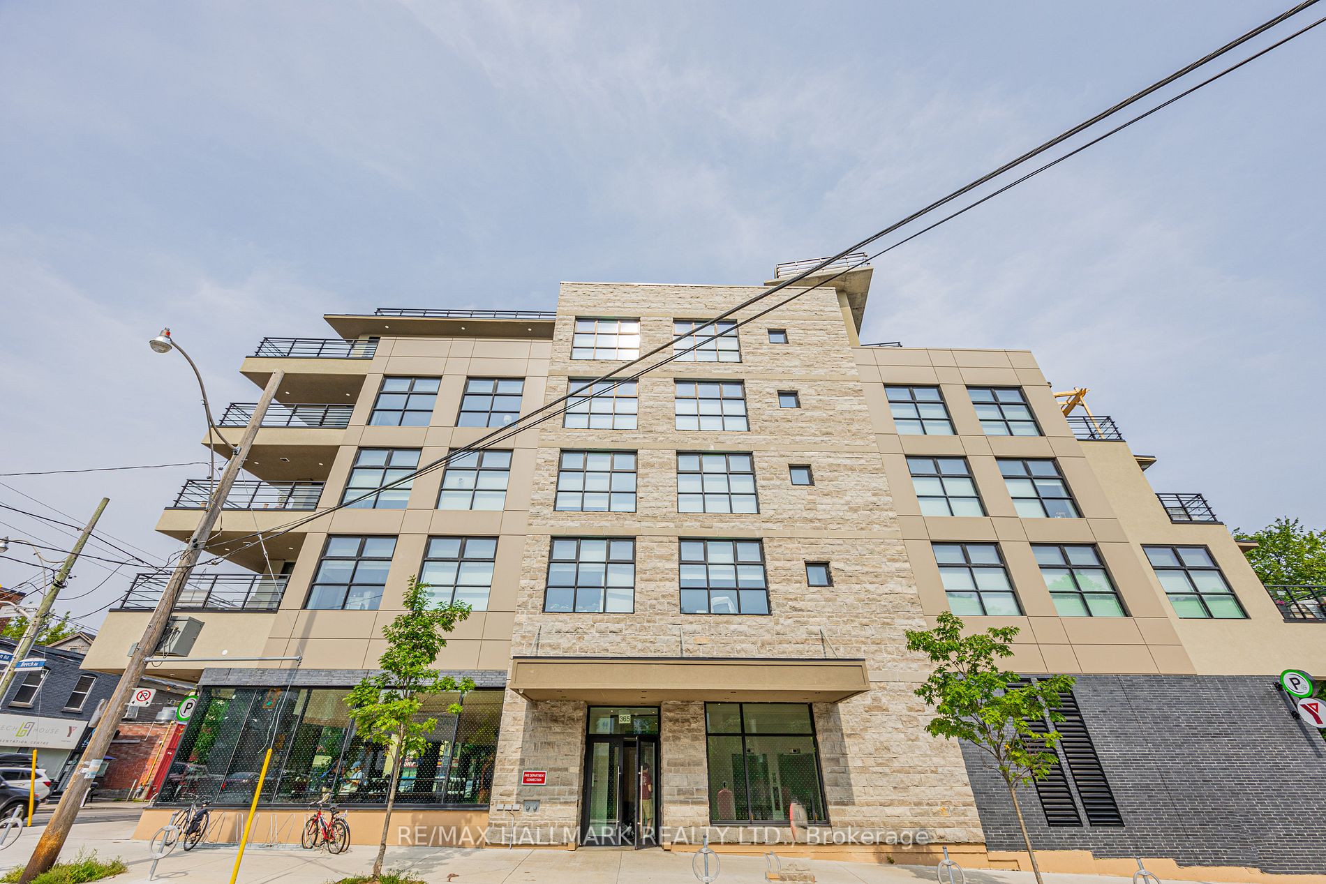 365 Beech Ave, #401