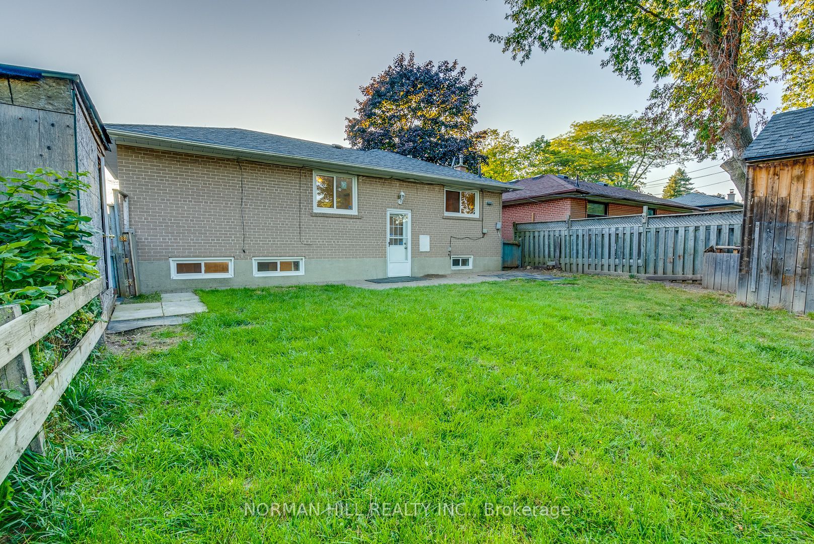 5 Valia Rd