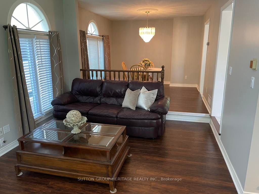 65 Fieldcrest Ave