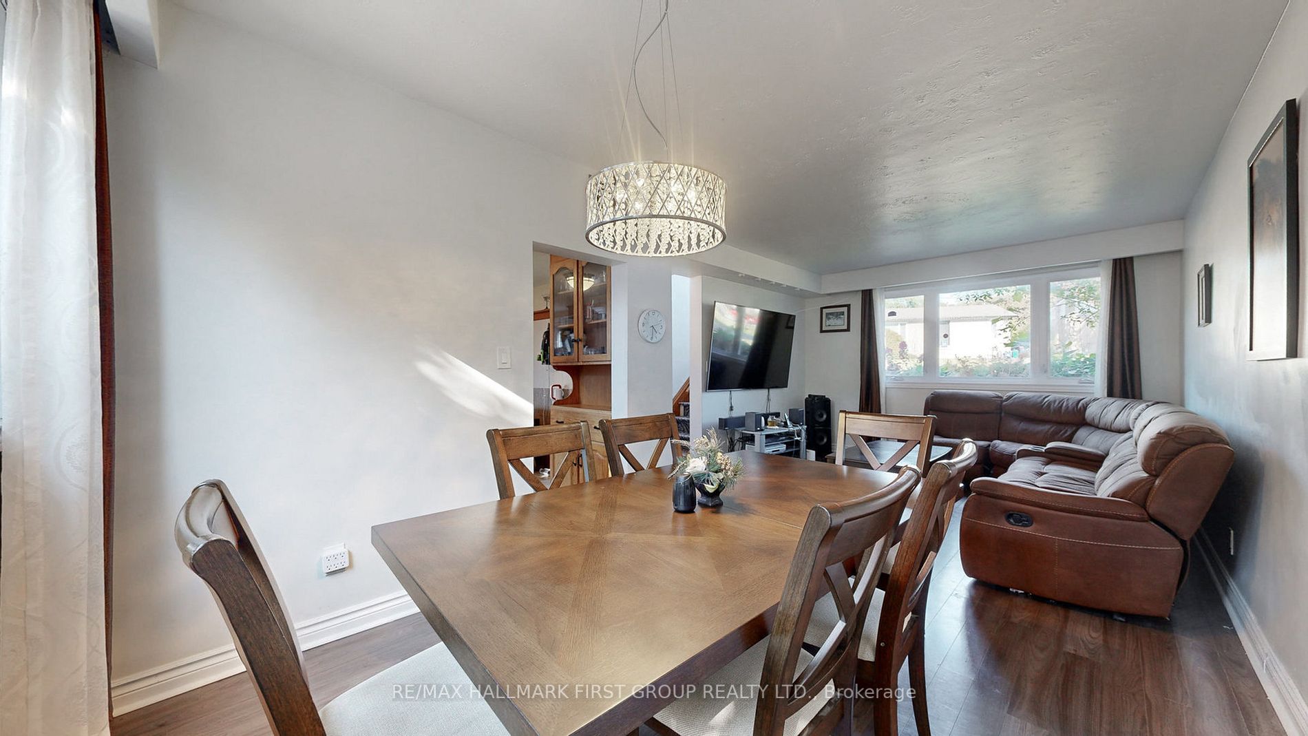 913 Greenwood Cres
