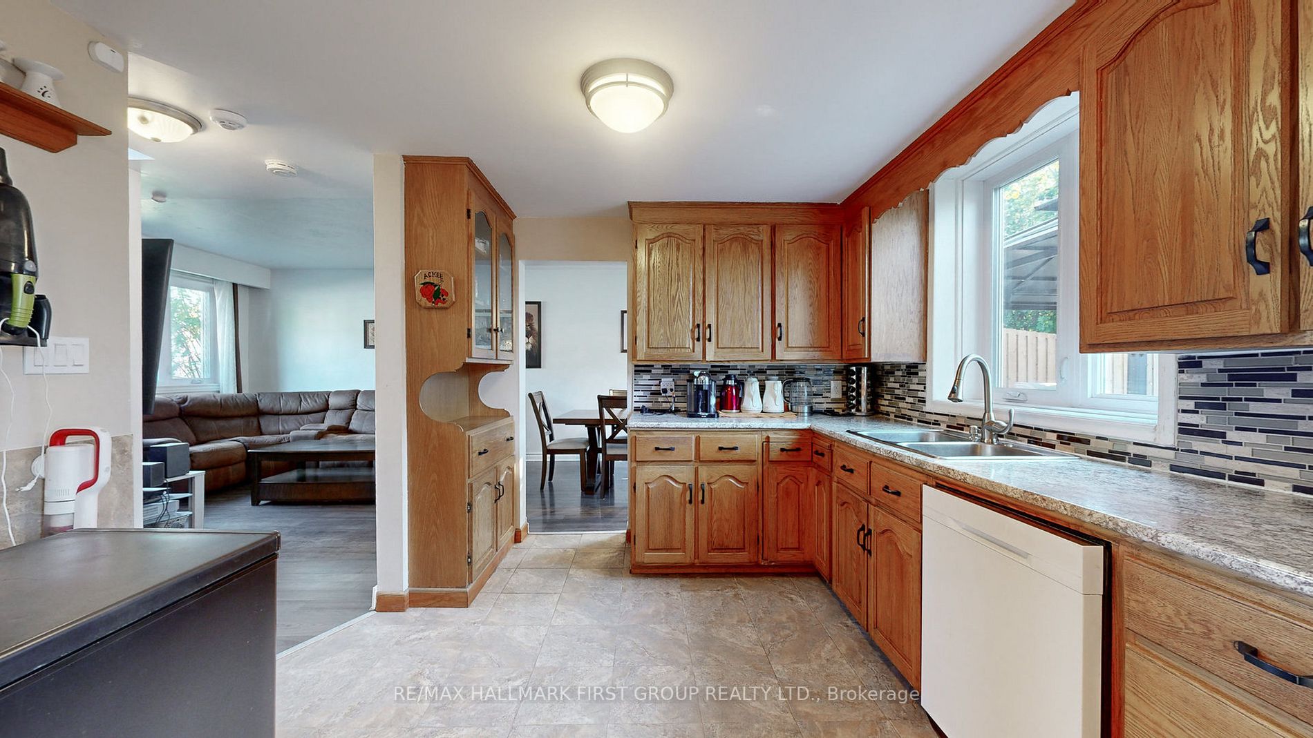 913 Greenwood Cres