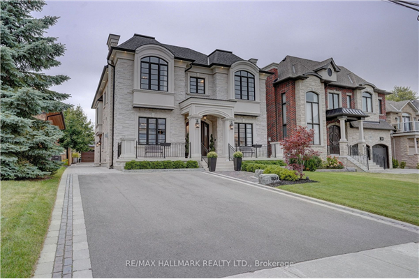 1804 Woodview Ave, Pickering