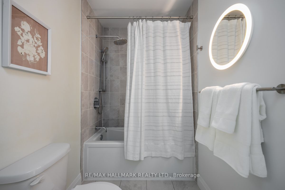 200 Woodbine Ave, #304