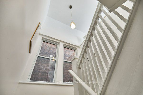 46 Elmer Ave
