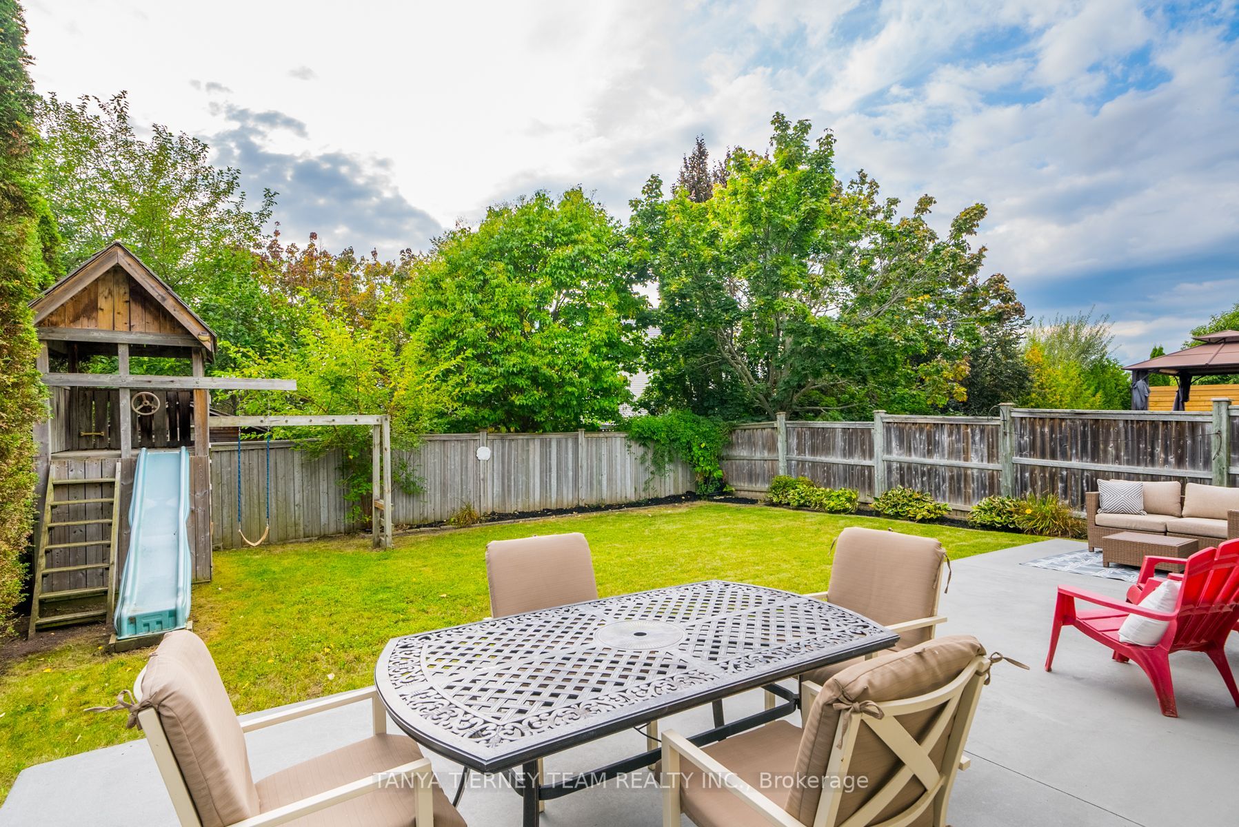 60 Darius Harns Dr