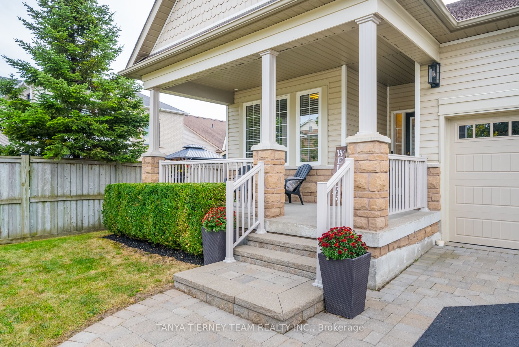 60 Darius Harns Dr