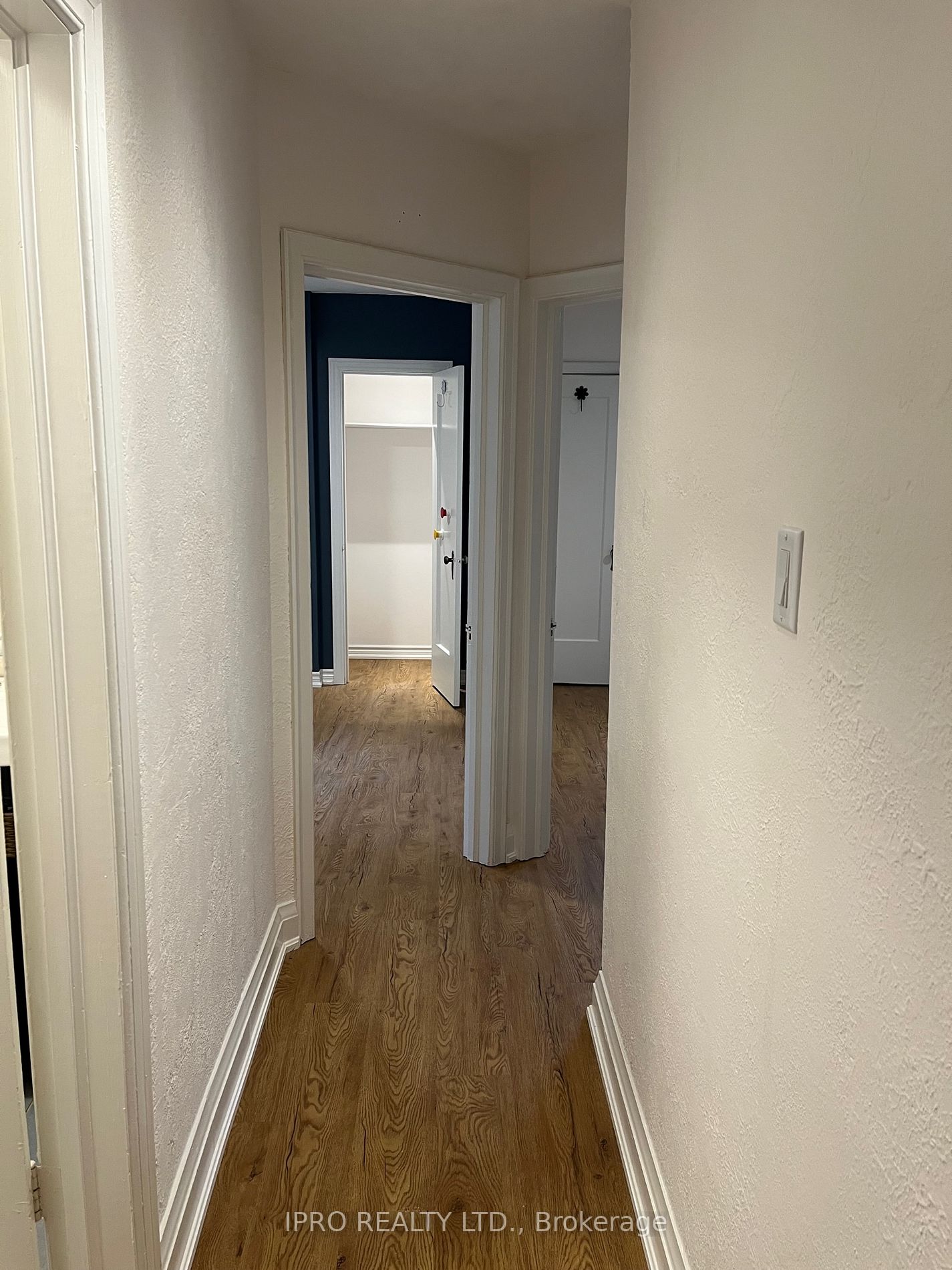 4 Avalon Boulevard