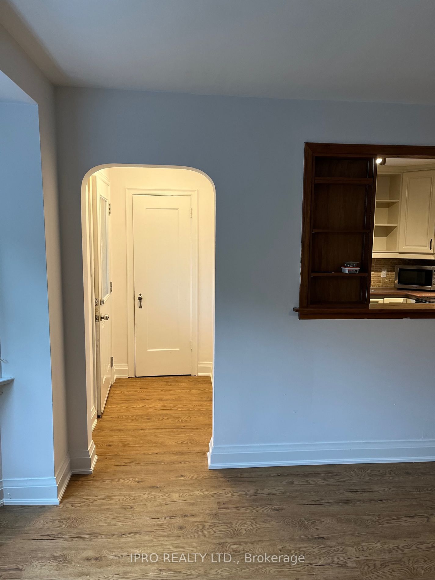 4 Avalon Boulevard