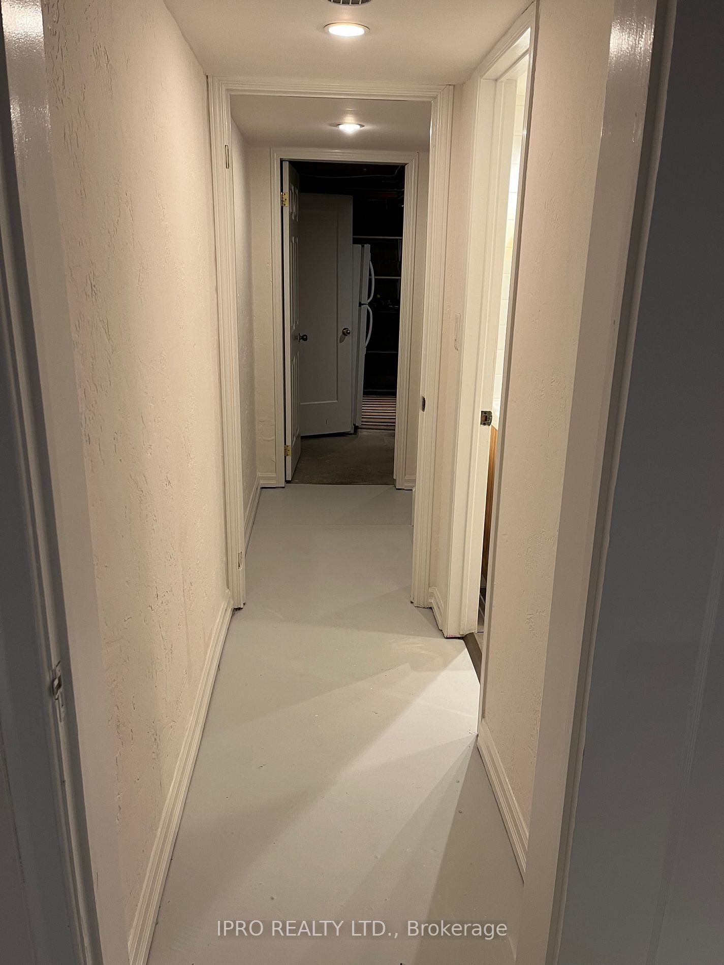 4 Avalon Boulevard