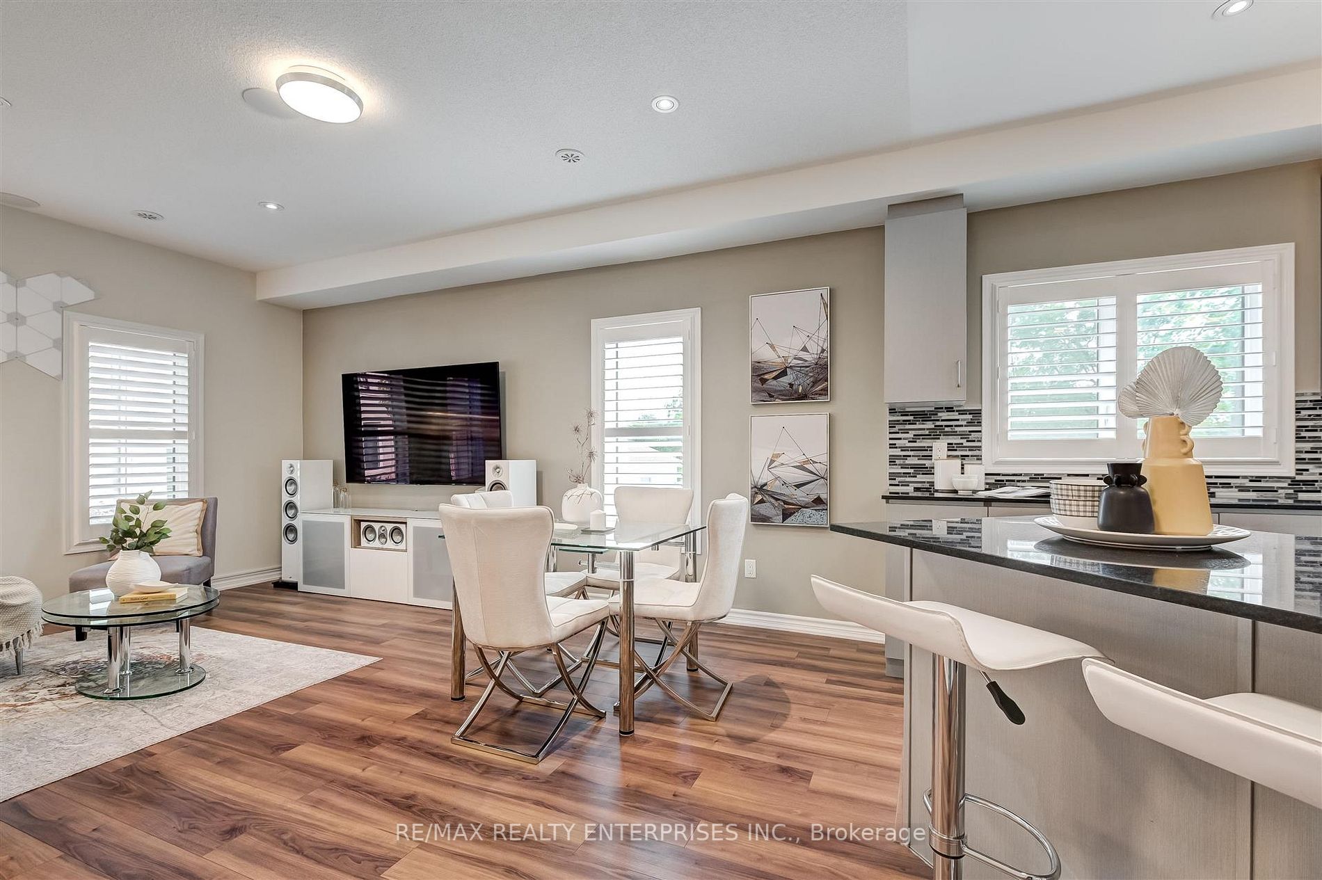 1060 St.Hilda's Way, #8