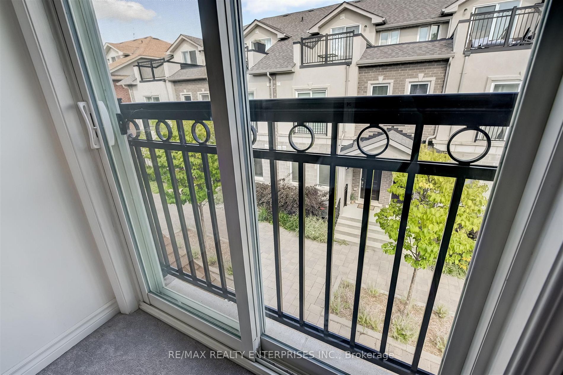 1060 St.Hilda's Way, #8
