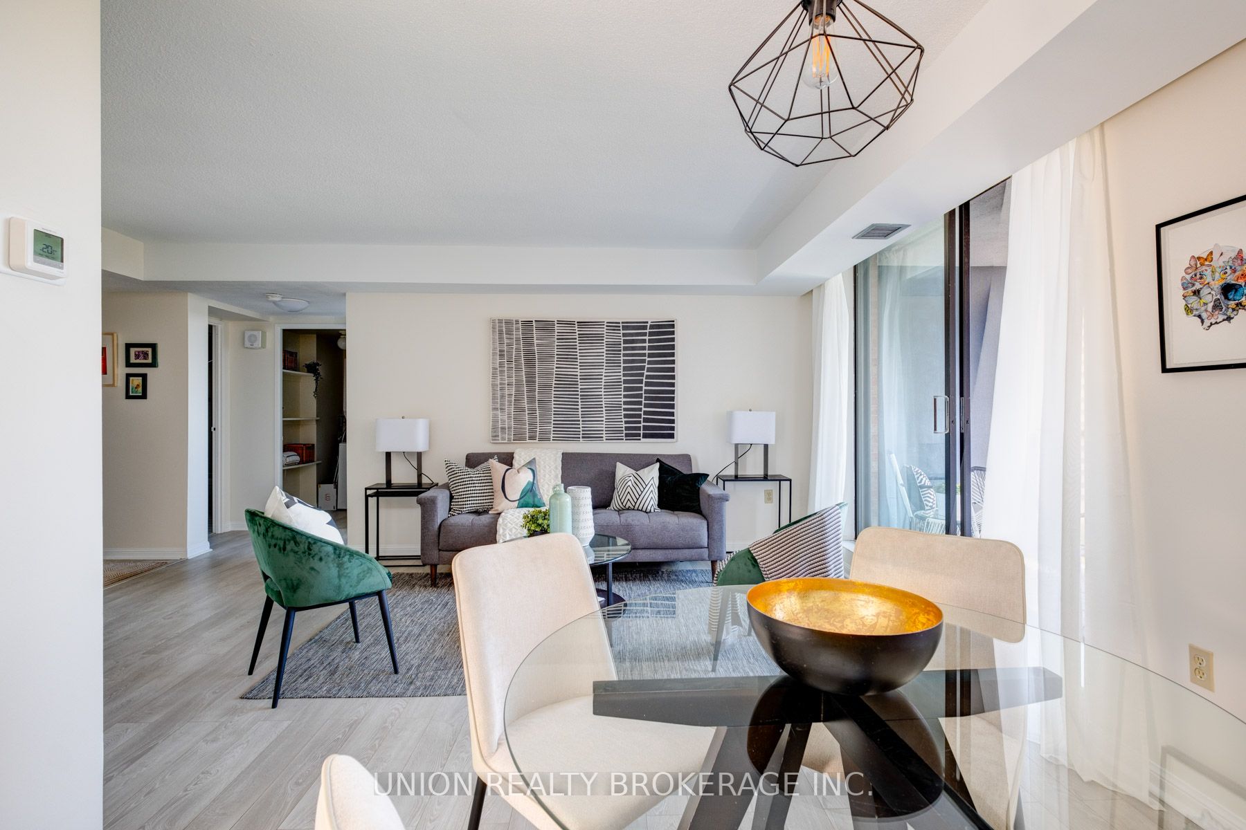 757 Victoria Park Ave, #1008