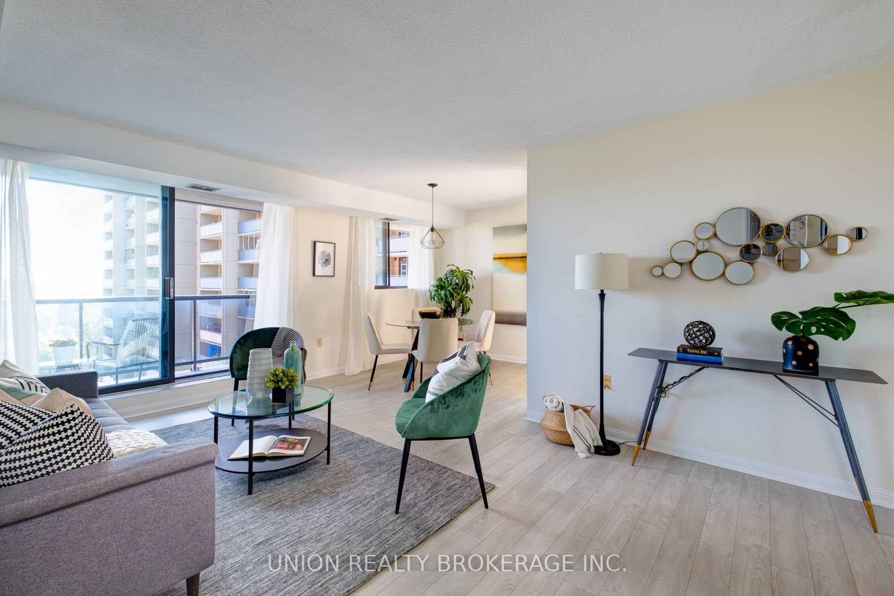 757 Victoria Park Ave, #1008