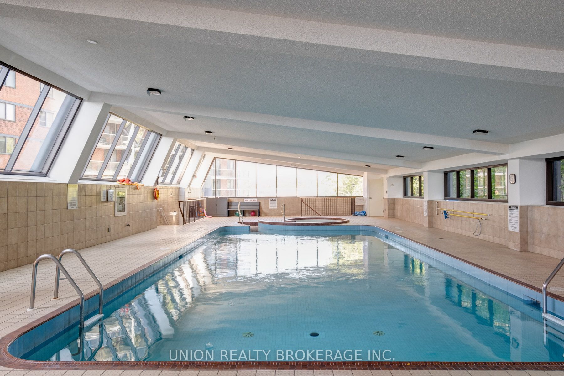 757 Victoria Park Ave, #1008