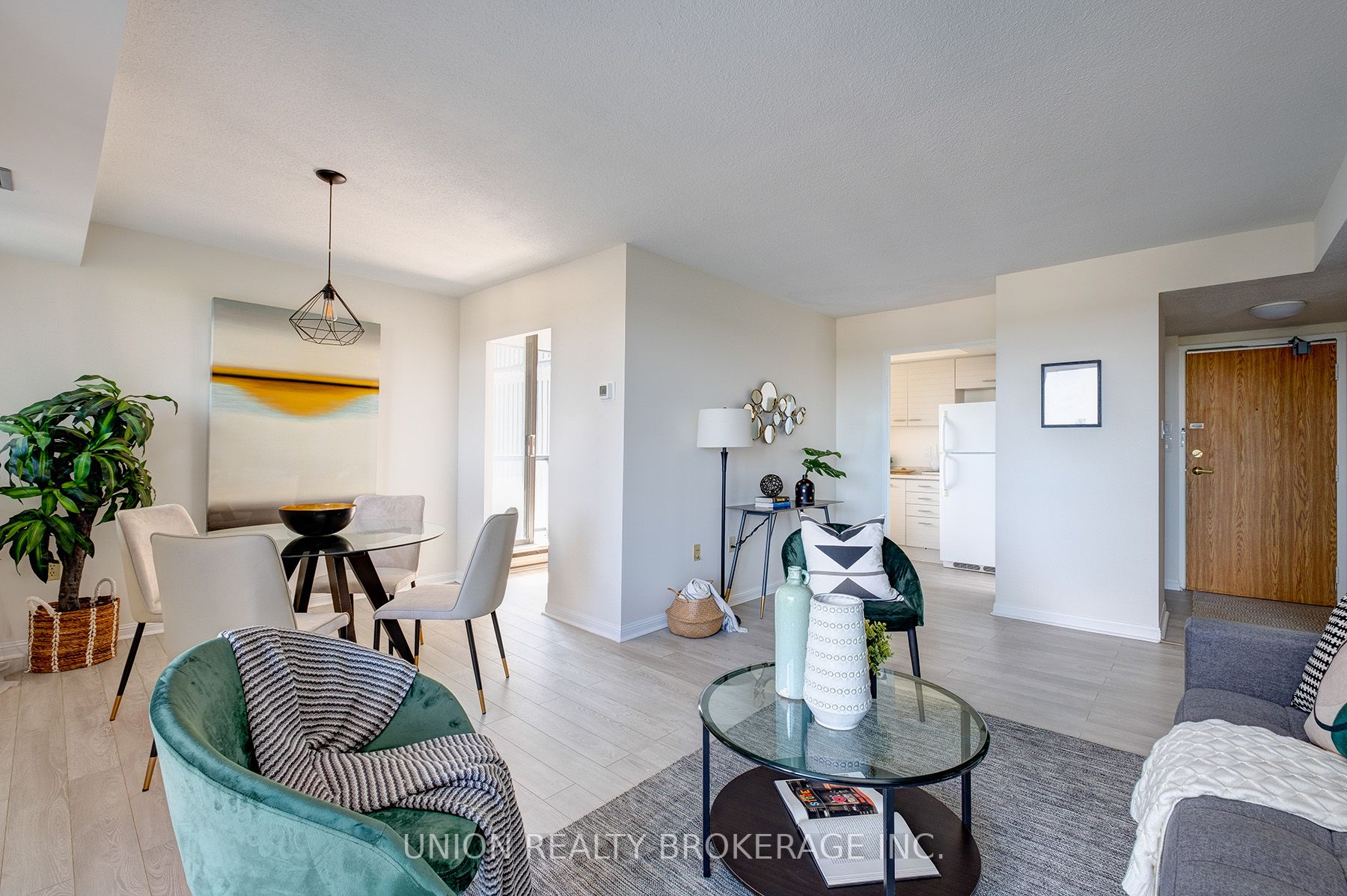757 Victoria Park Ave, #1008