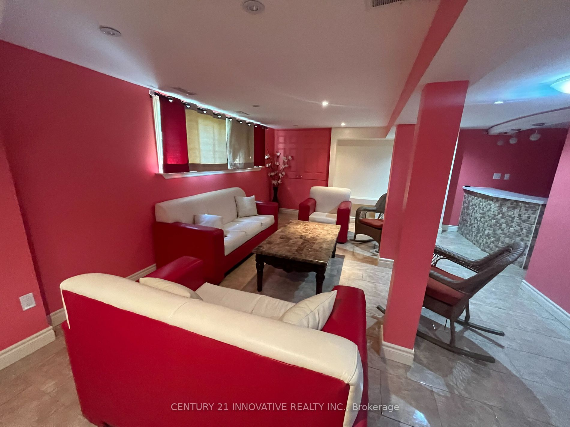 80 Sherwood Road E