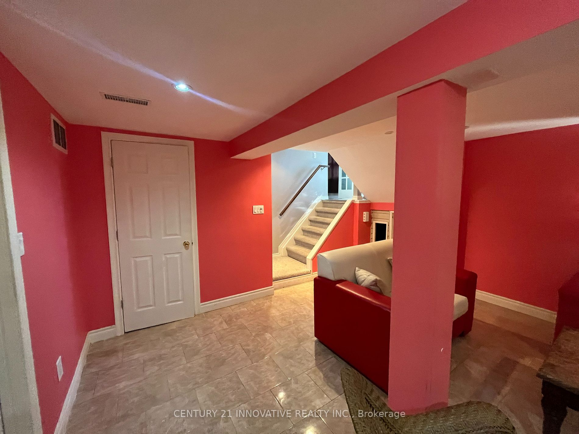 80 Sherwood Road E