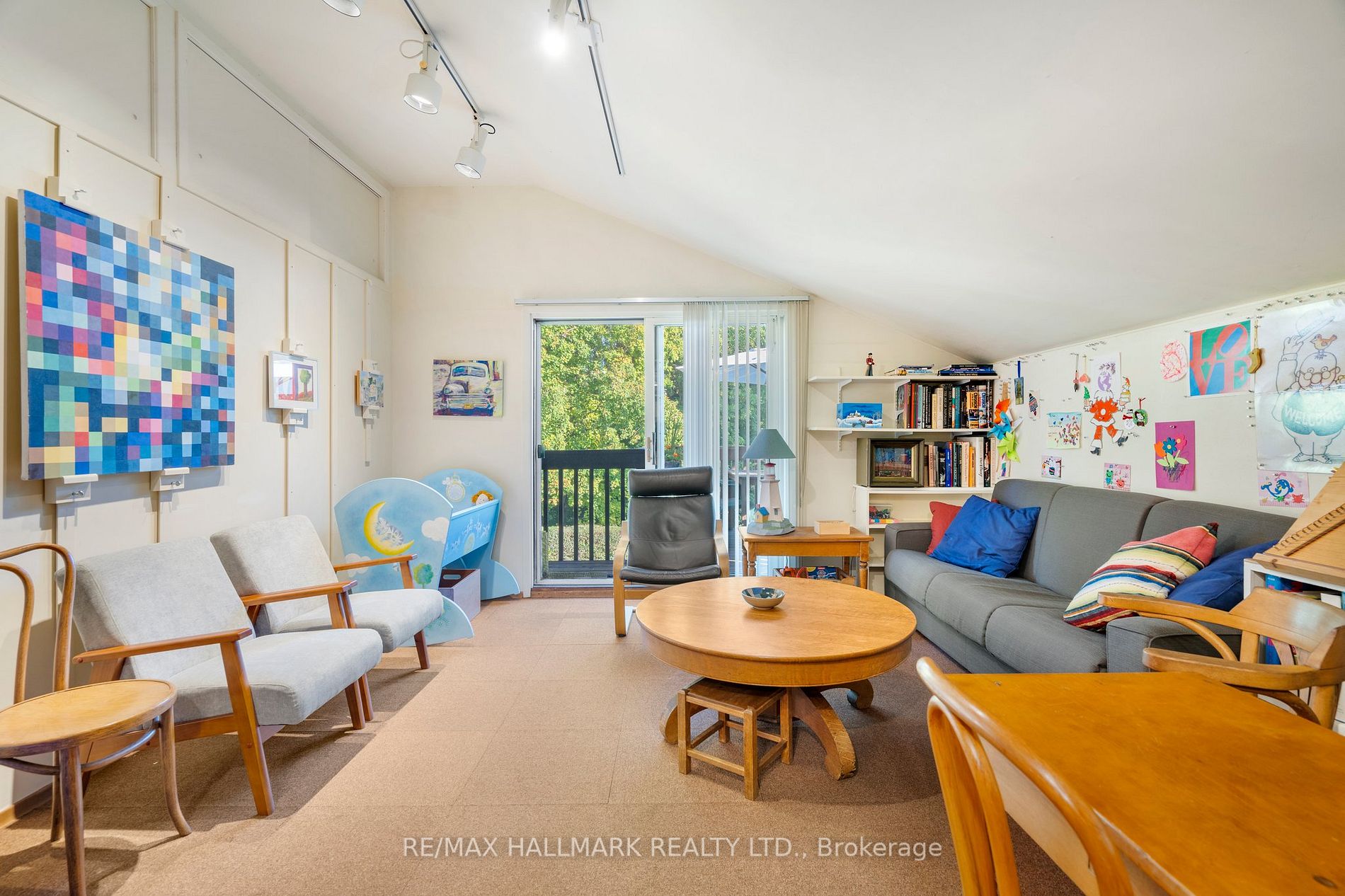 221 Birkdale Road