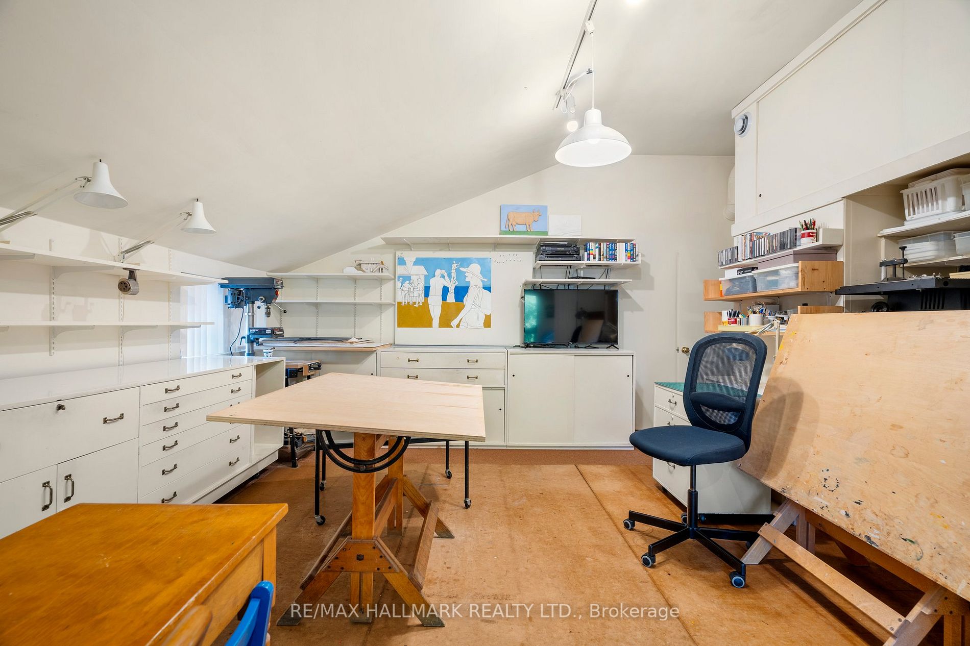 221 Birkdale Road