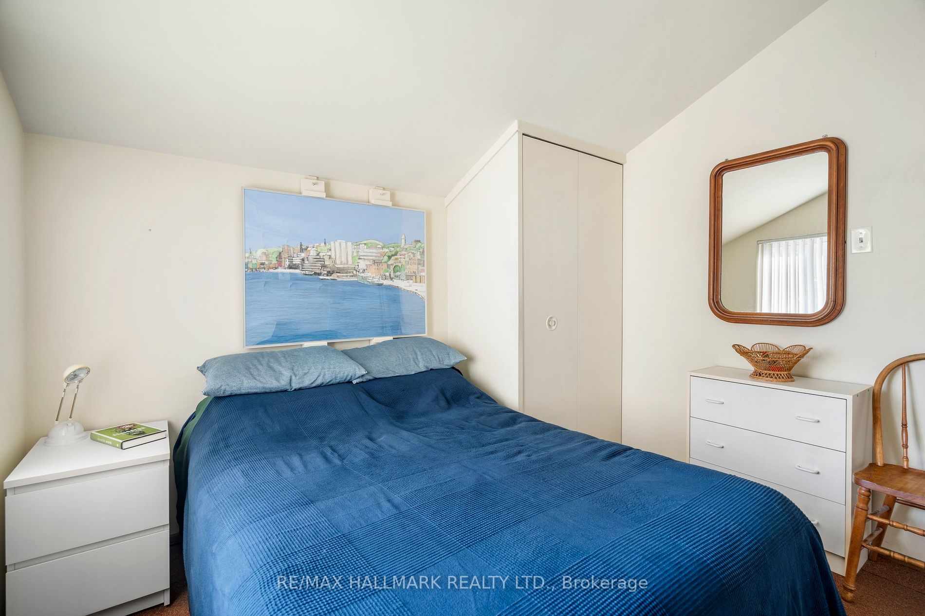 221 Birkdale Road