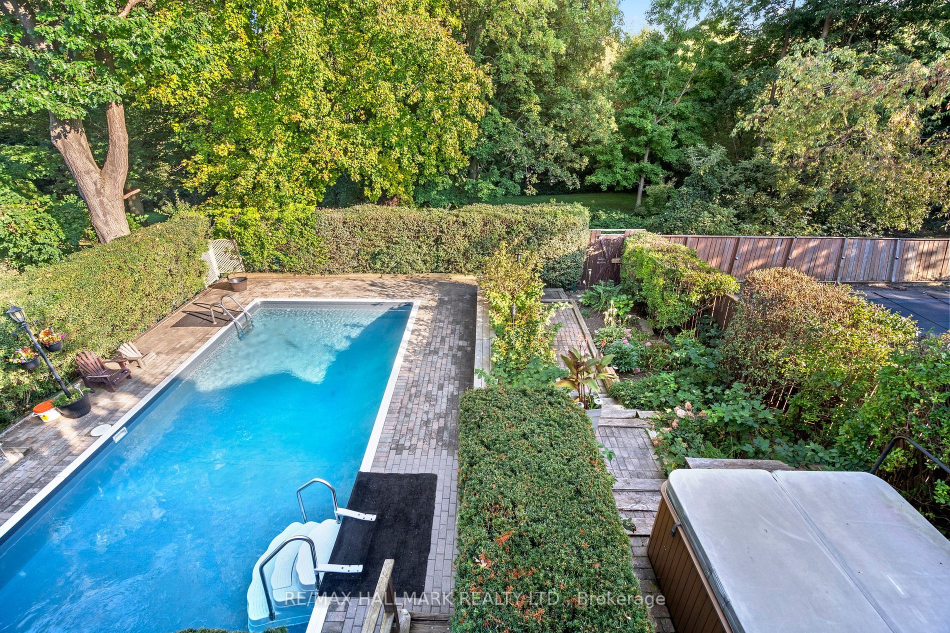 221 Birkdale Road