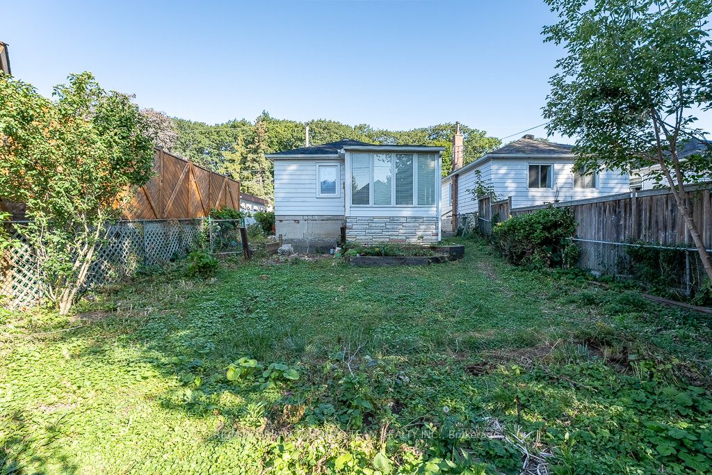 35 Rhydwen Avenue