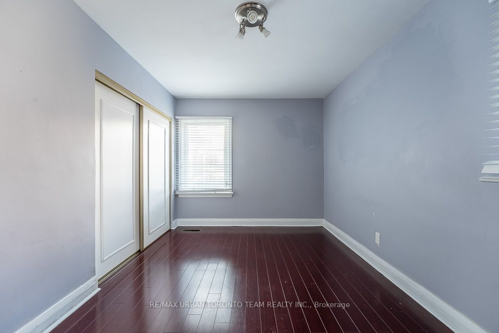 35 Rhydwen Avenue