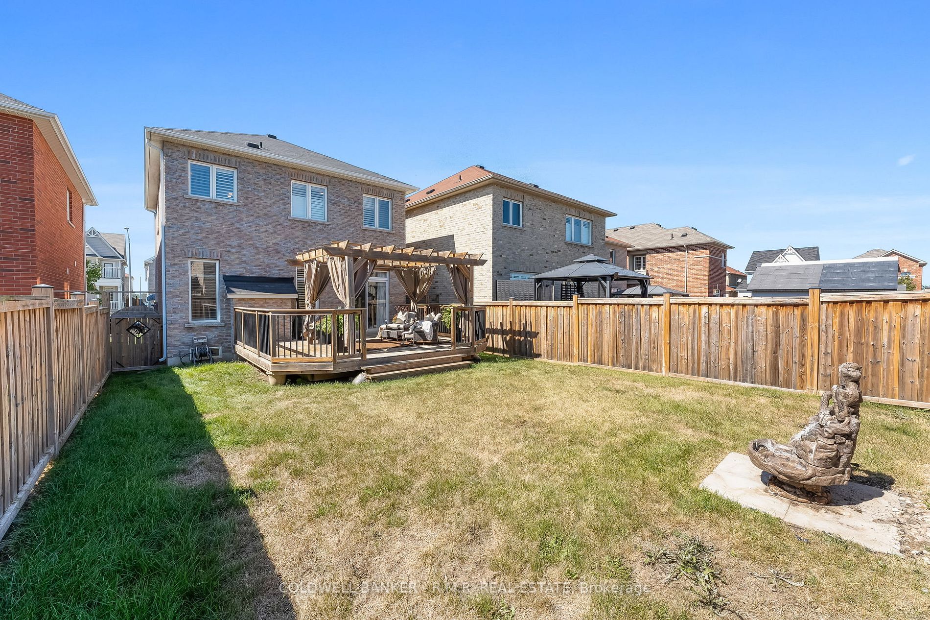 15 Mcdonald Cres