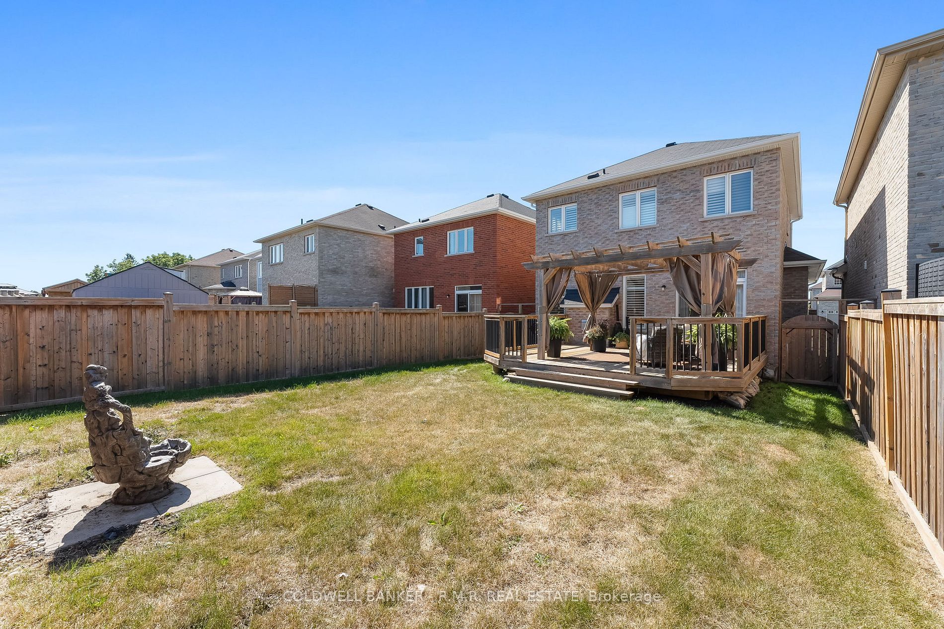 15 Mcdonald Cres