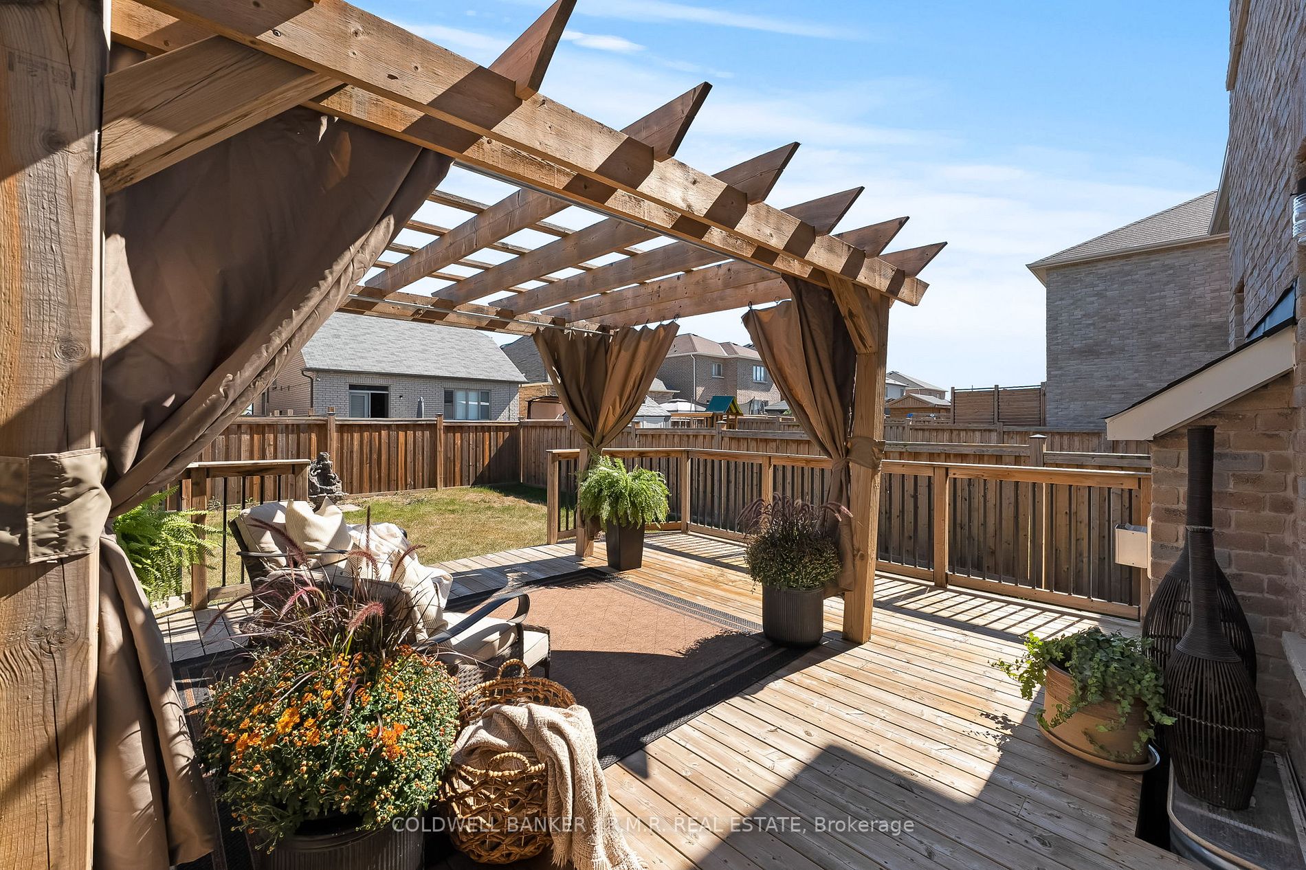 15 Mcdonald Cres