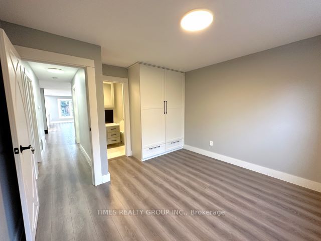 185 Braymore Boulevard