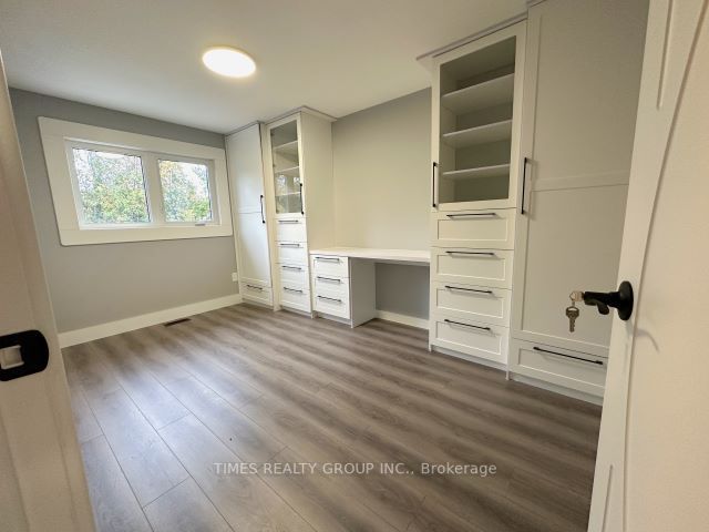 185 Braymore Boulevard