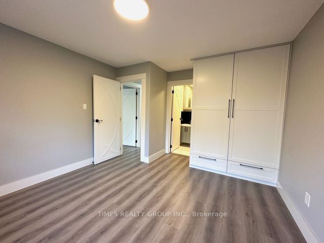 185 Braymore Boulevard