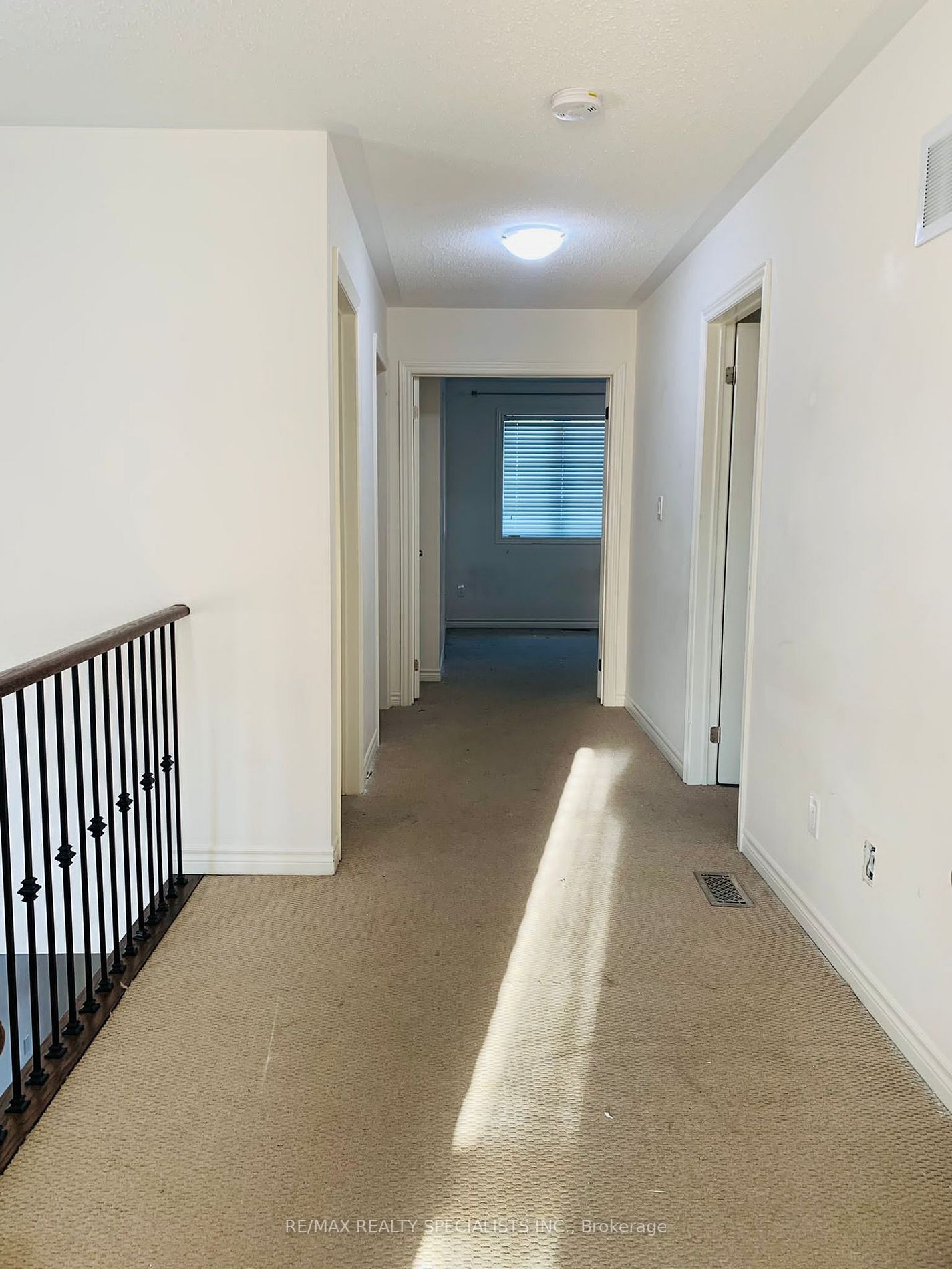 32 Rushland Cres