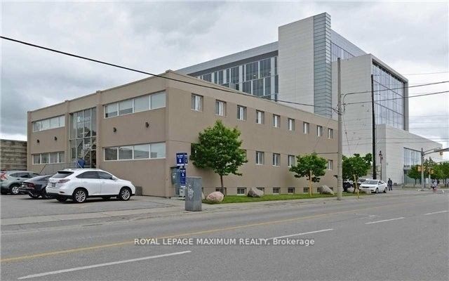 172 King St E, #103