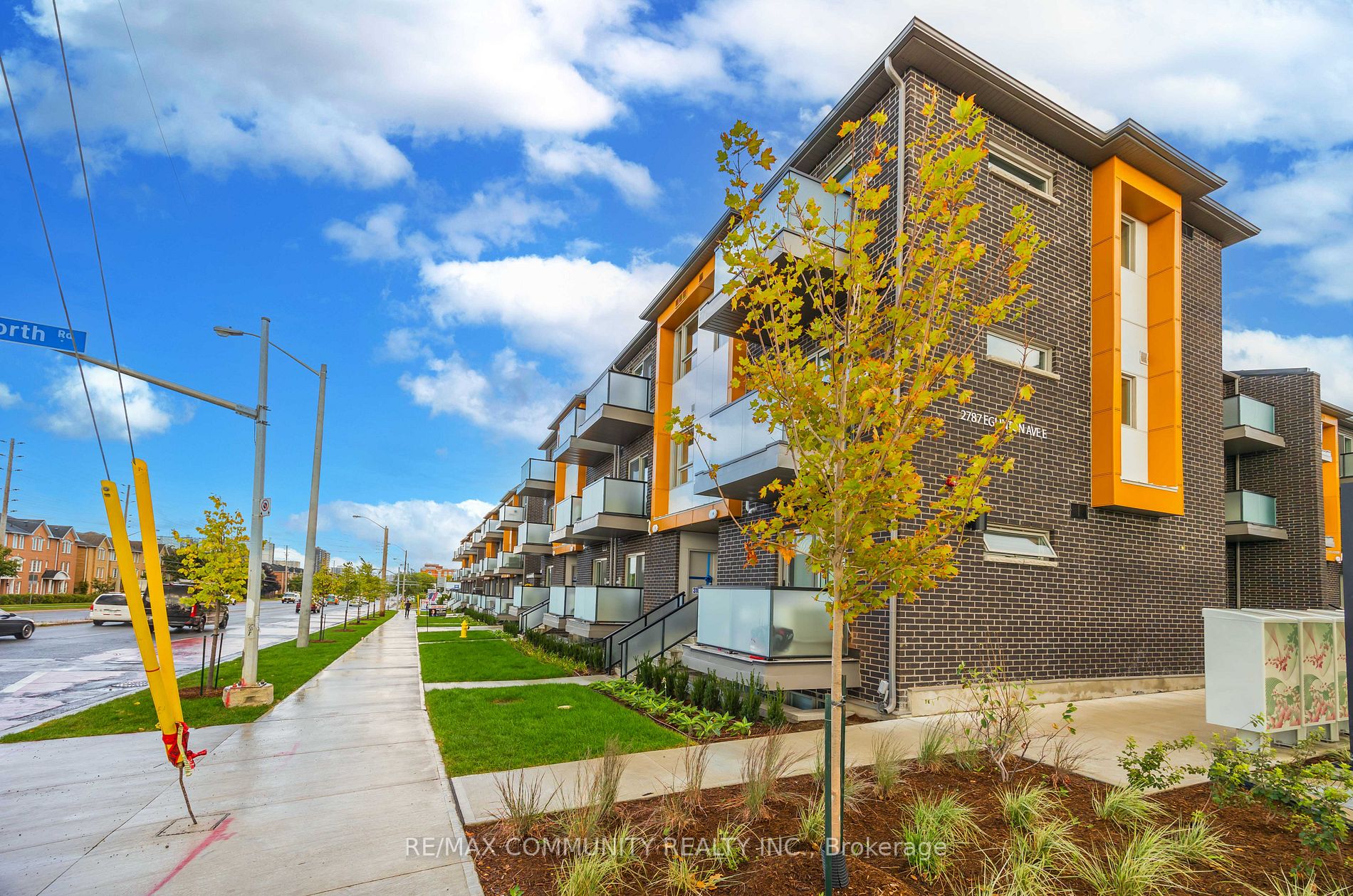 2787 Eglinton Ave E, #327