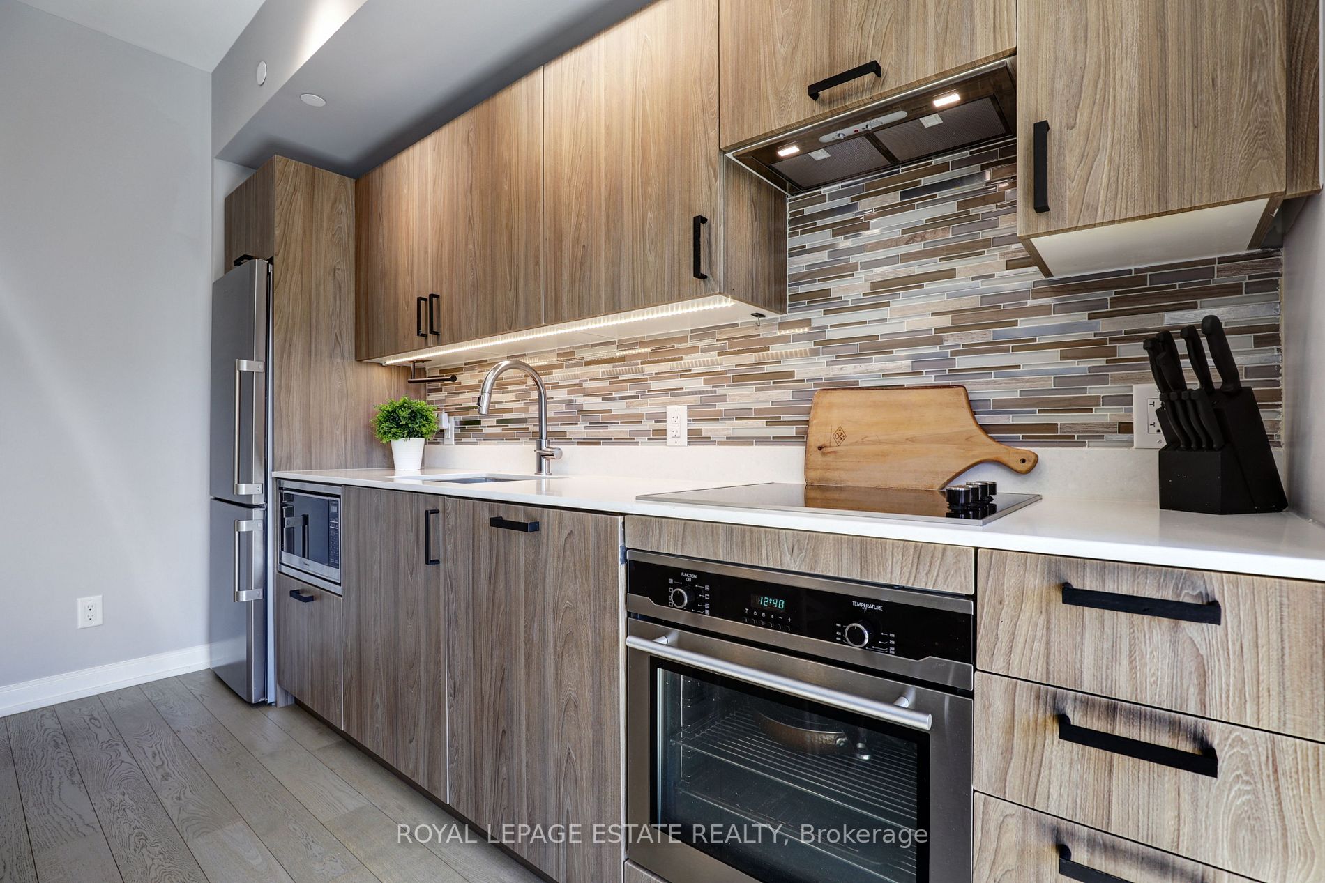 1100 Kingston Road, #217