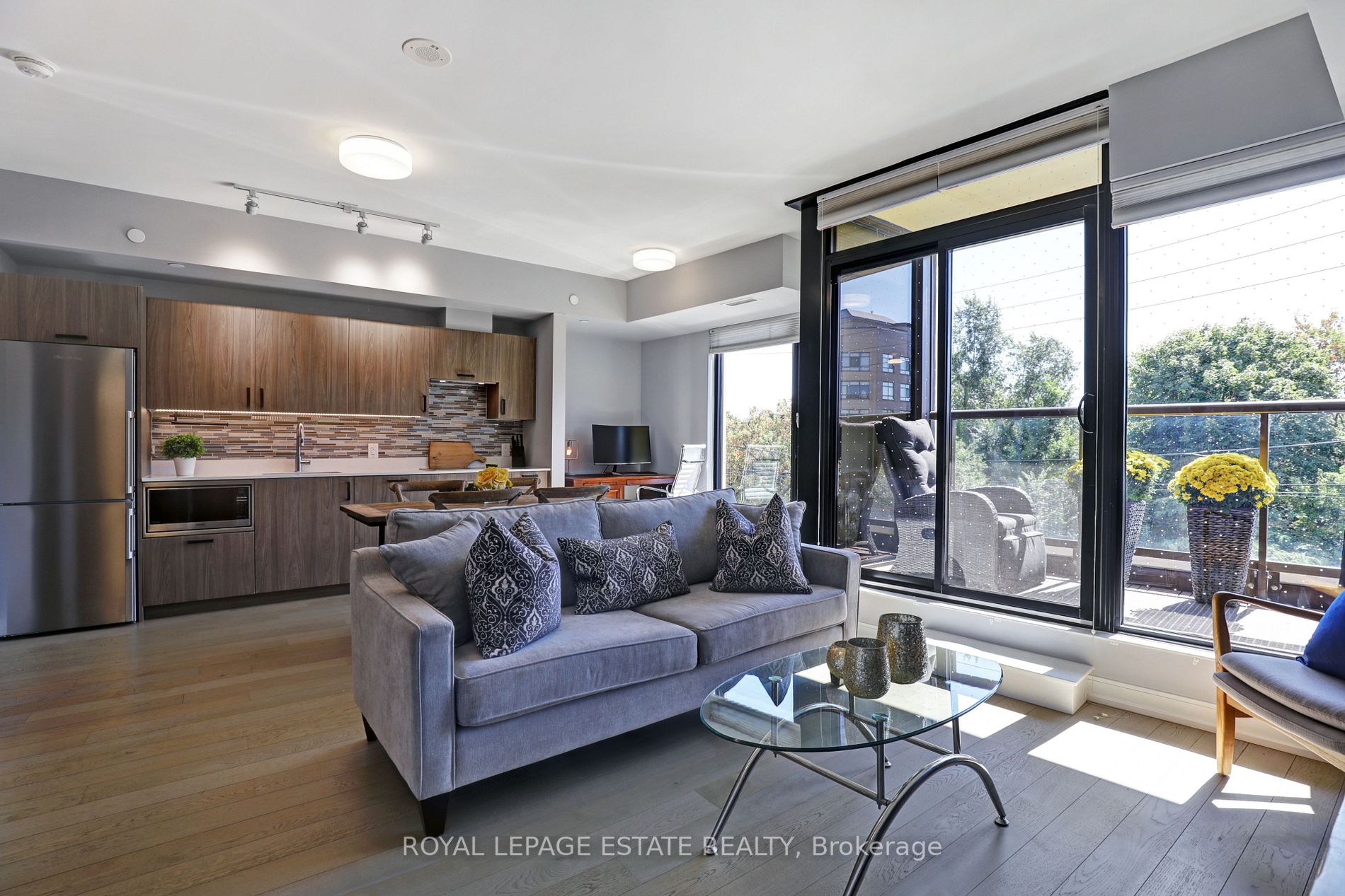 1100 Kingston Road, #217