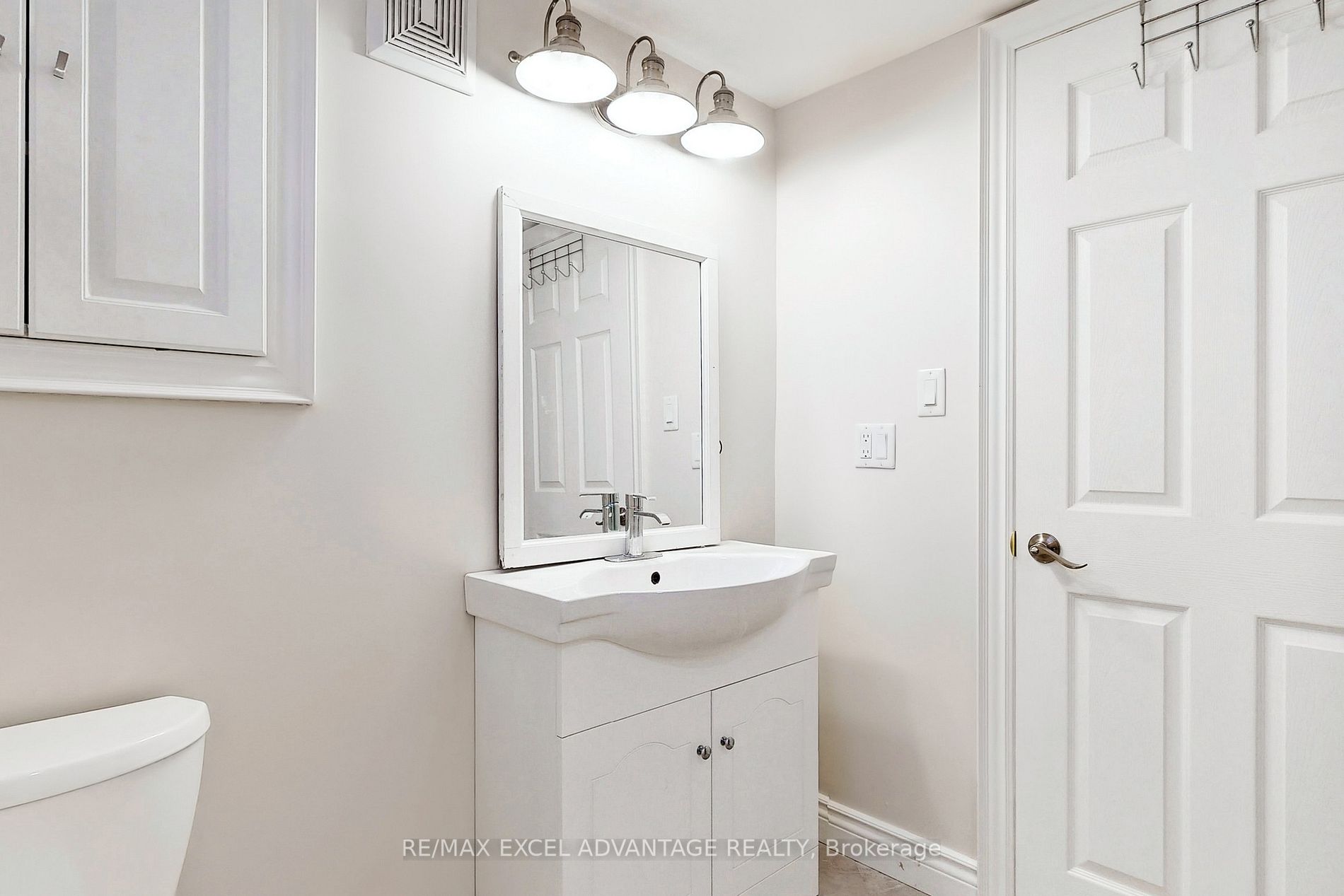 479 Lowell Ave, #Lower