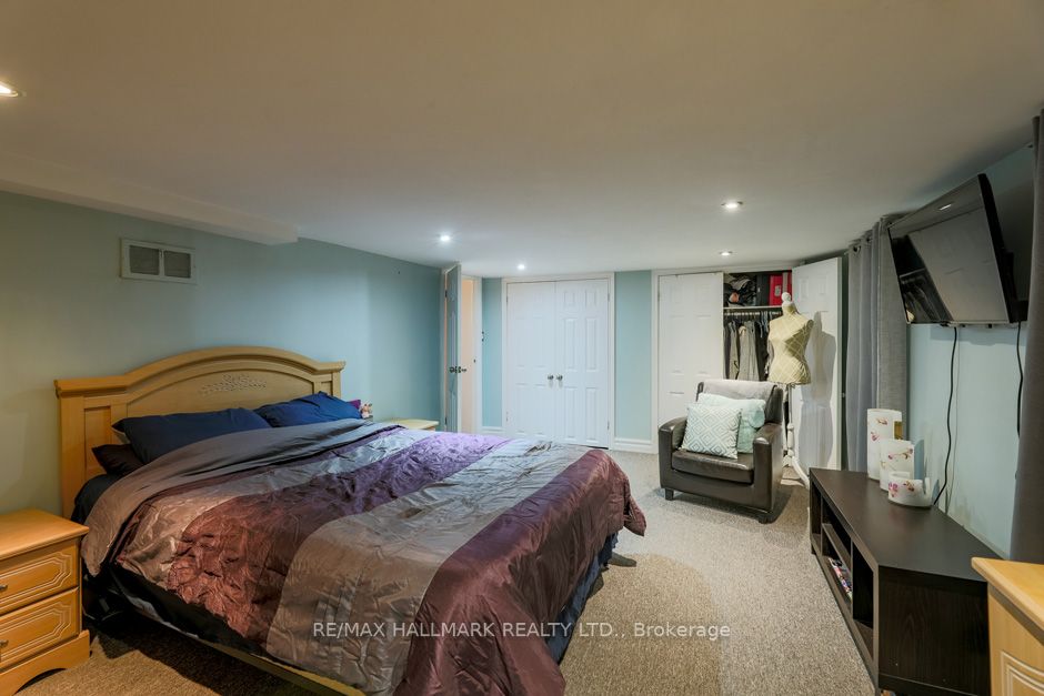 5 East Haven Dr, #Bsmt