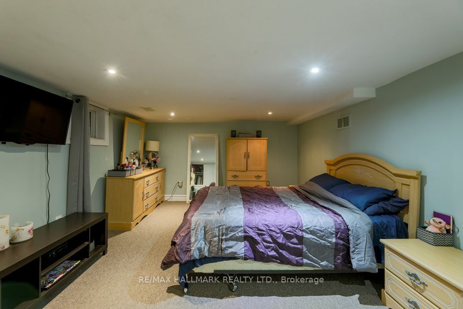 5 East Haven Dr, #Bsmt