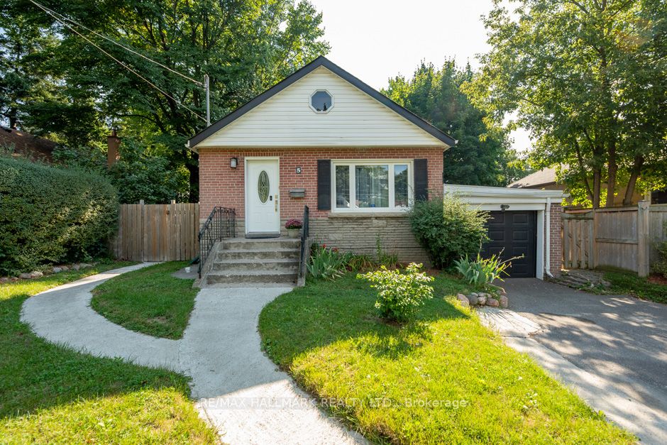 5 East Haven Dr, #Bsmt